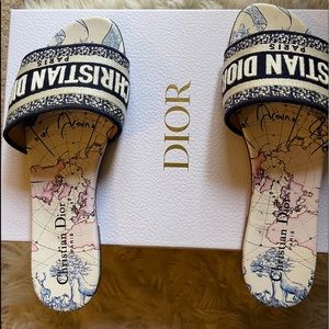 Christian Dior Slides Size 7 in Women